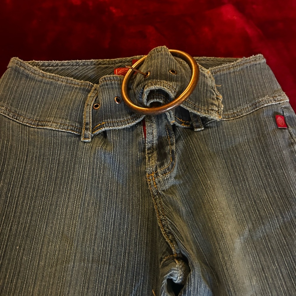 Vintage bells hot kiss size 5
